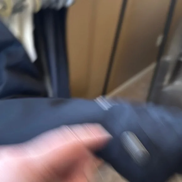 EUC The North Face Black Ski Jacket with Hood and Water-Resistant Shell XL - Picture 10 of 15